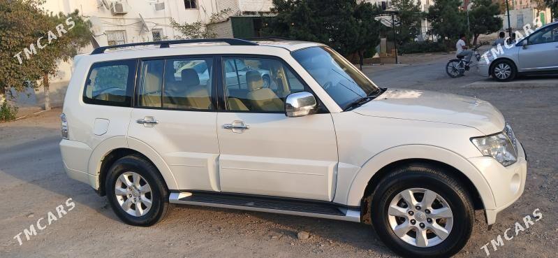 Mitsubishi Pajero 2012 - 250 000 TMT - Туркменбаши - img 2