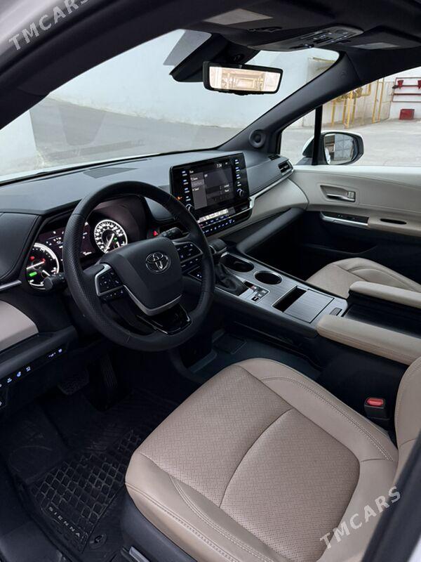 Toyota Sienna 2022 - 820 000 TMT - Ашхабад - img 2