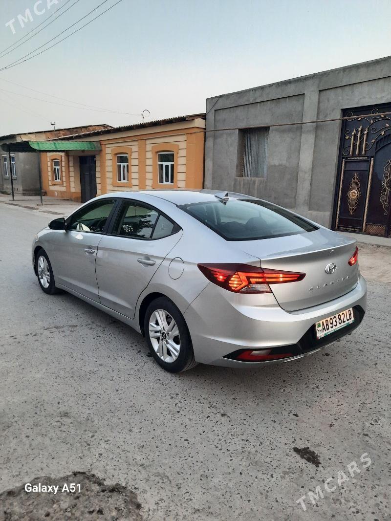 Hyundai Elantra 2020 - 225 000 TMT - Türkmenabat - img 3