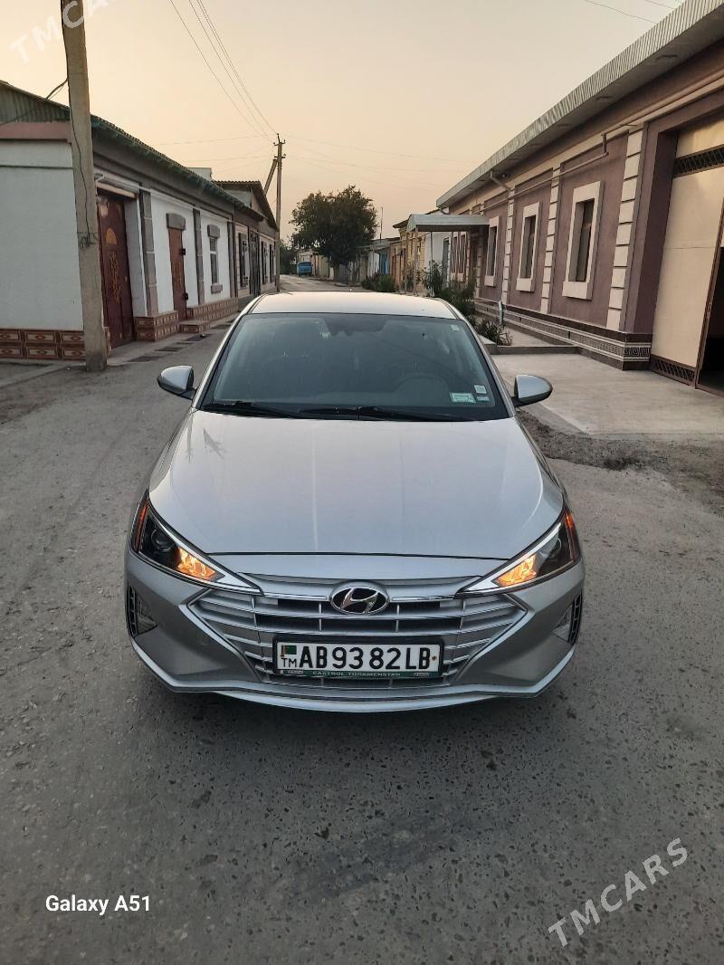 Hyundai Elantra 2020 - 225 000 TMT - Türkmenabat - img 4