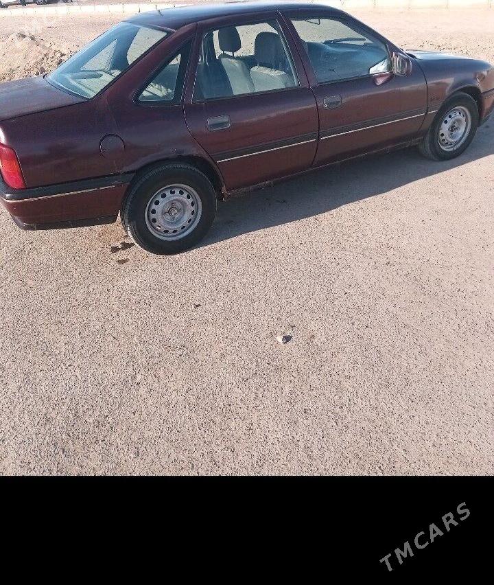 Opel Vectra 1989 - 22 000 TMT - Губадаг - img 3