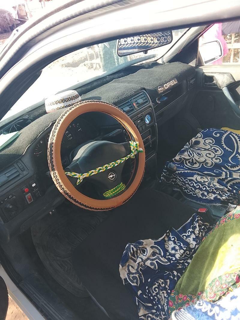 Opel Vectra 1990 - 45 000 TMT - Кёнеургенч - img 4