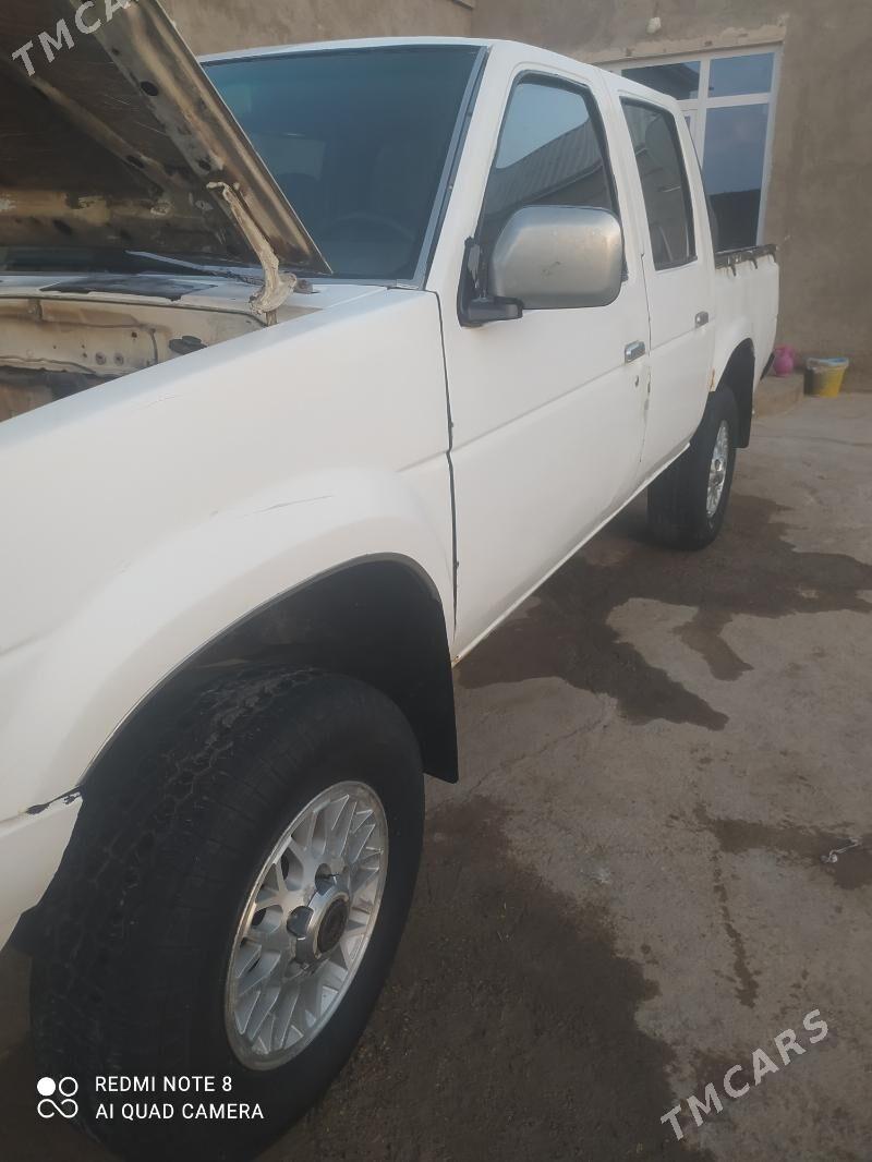 Nissan Navara 1987 - 77 000 TMT - Мургап - img 1