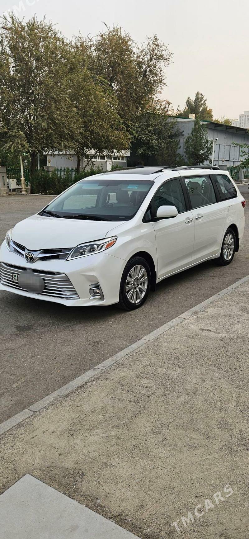 Toyota Sienna 2016 - 420 000 TMT - Aşgabat - img 1