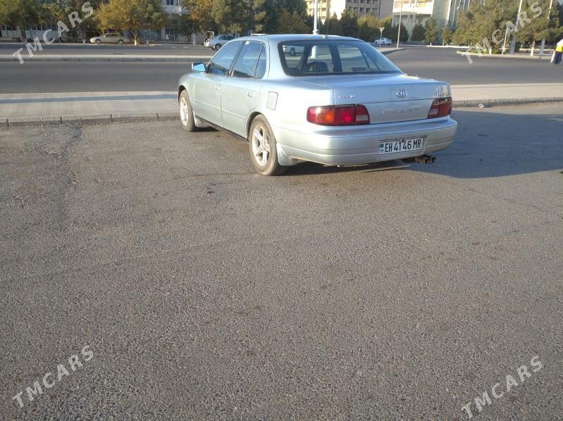 Toyota Camry 1995 - 110 000 TMT - Mary - img 4