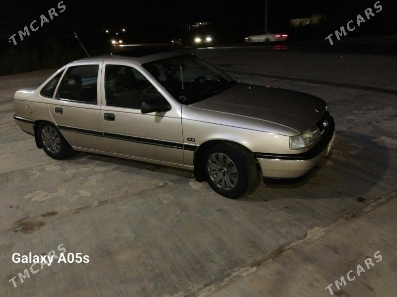 Opel Vectra 1990 - 40 000 TMT - Mary - img 3