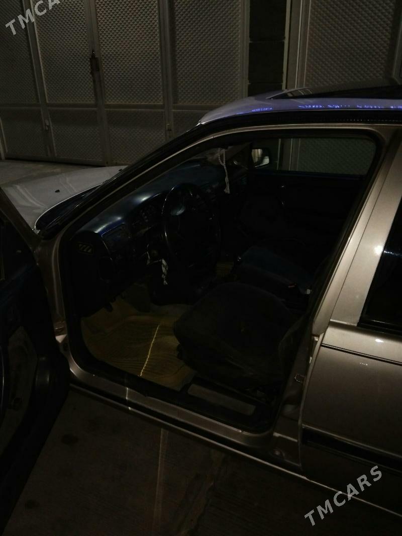 Opel Vectra 1990 - 40 000 TMT - Mary - img 5