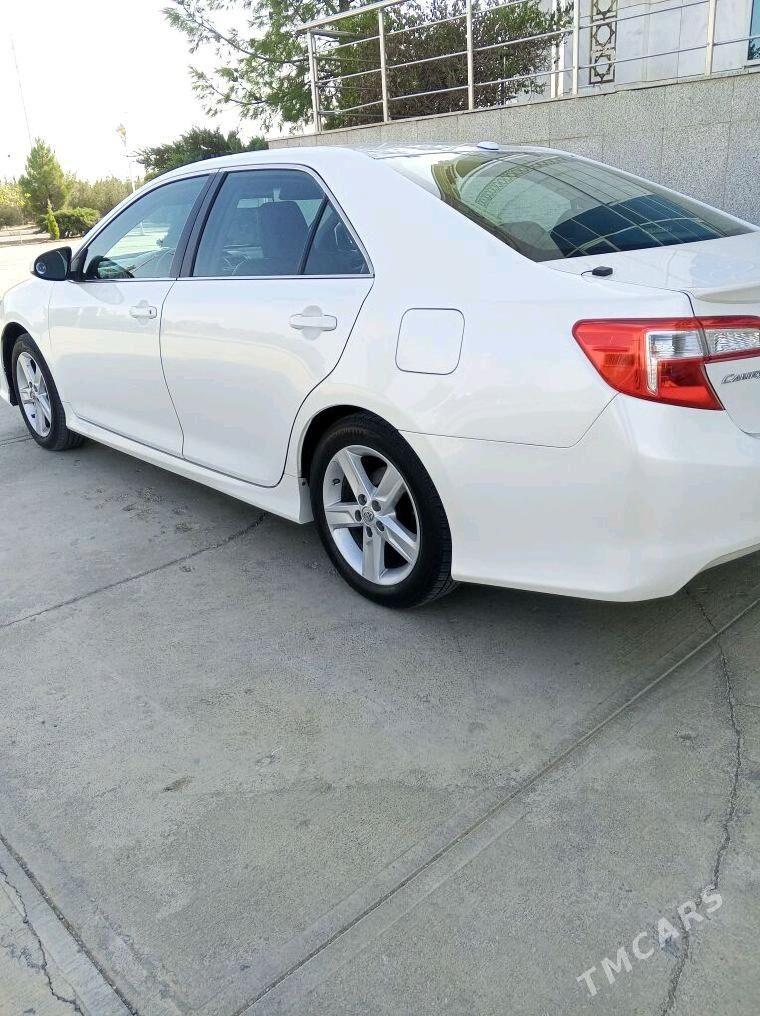 Toyota Camry 2014 - 250 000 TMT - Ашхабад - img 4