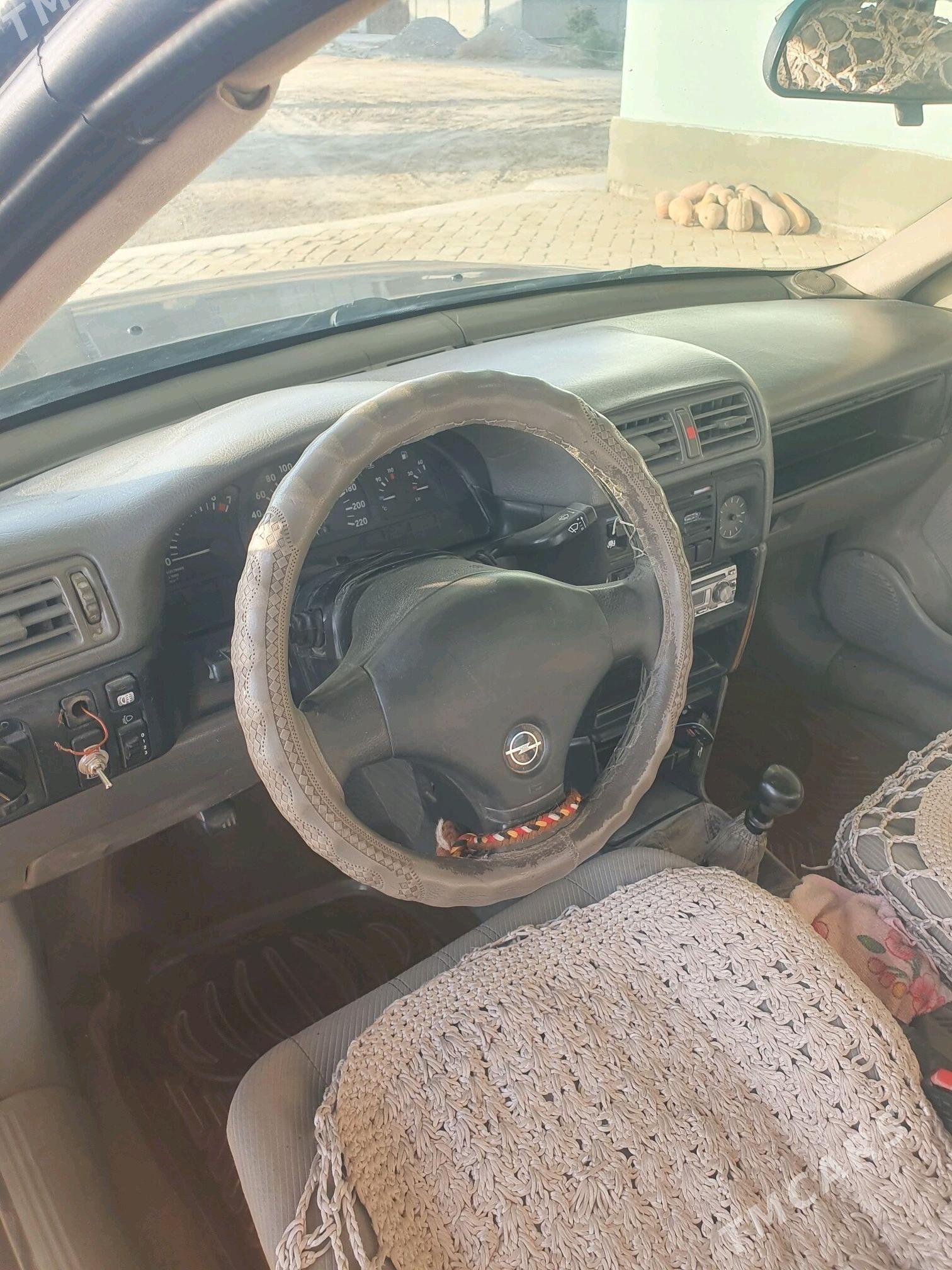 Opel Vectra 1992 - 40 000 TMT - Туркменгала - img 2