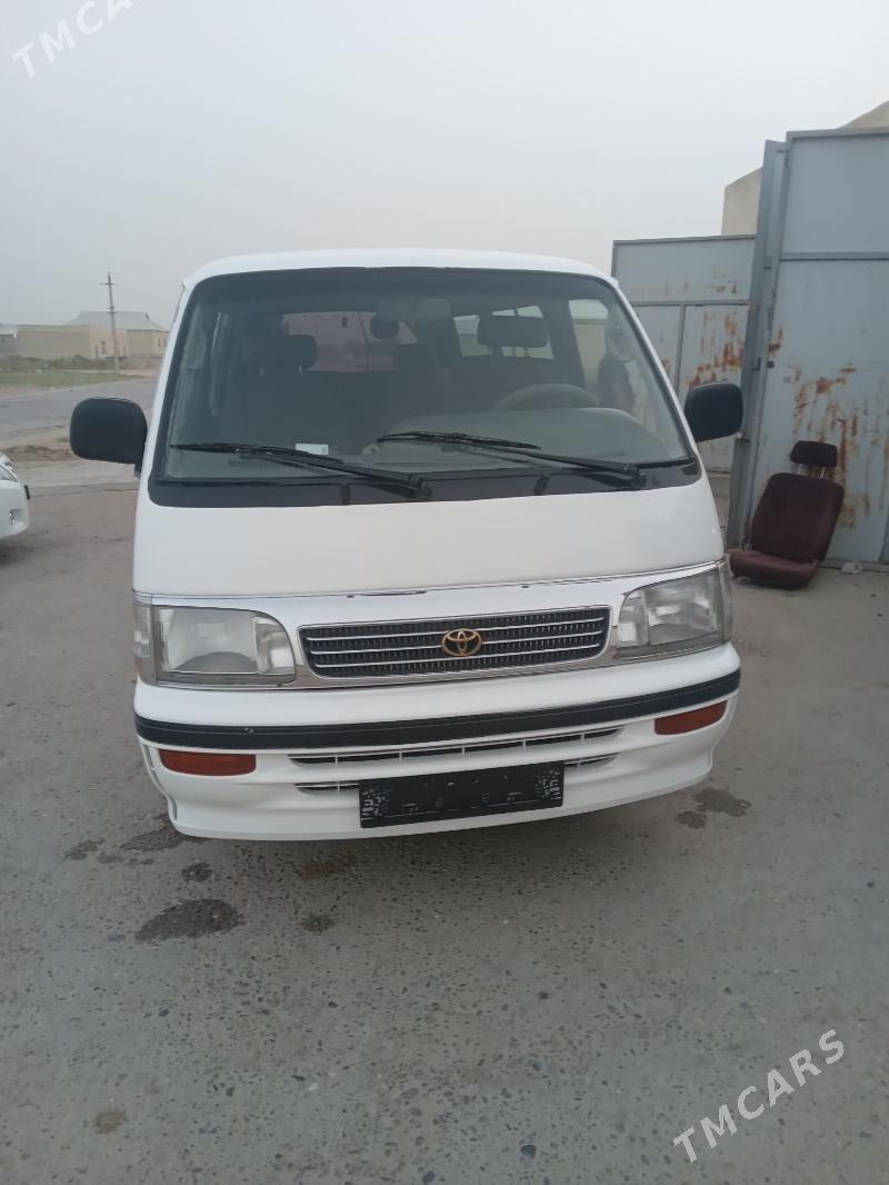 Toyota Hiace 1990 - 75 000 TMT - Мары - img 4