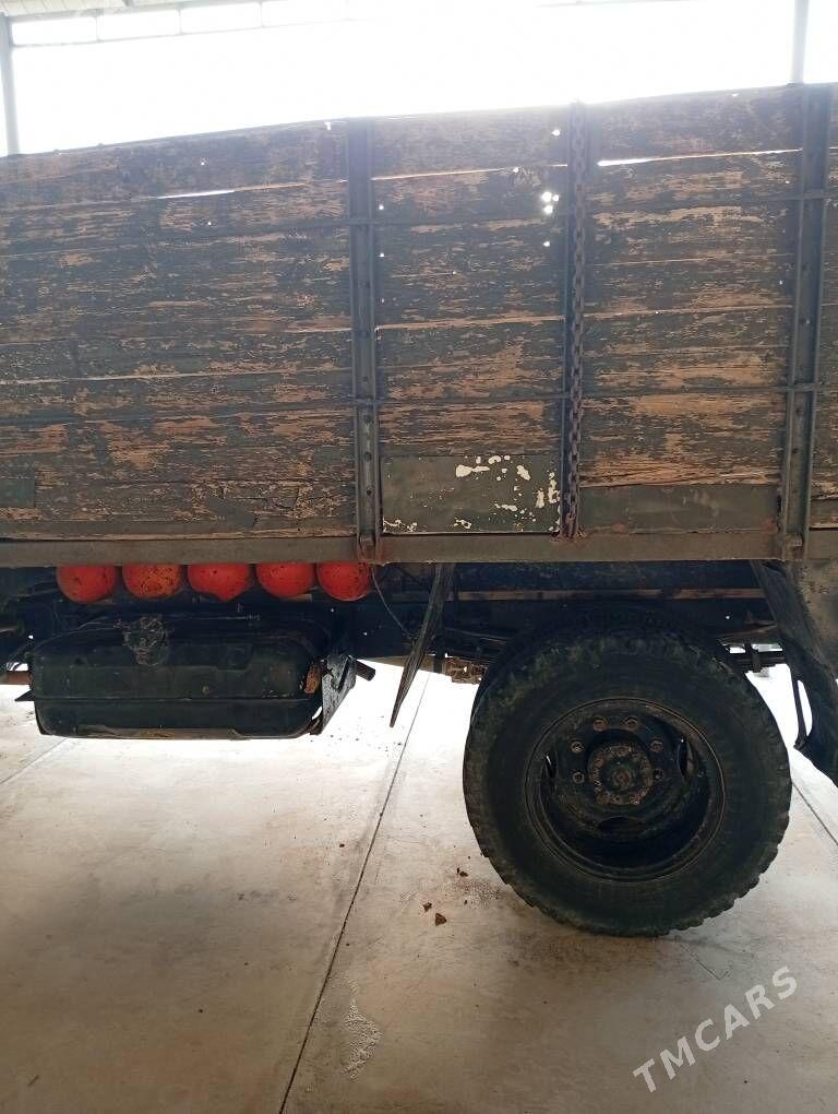 Zil 130 1984 - 65 000 TMT - Ак-Бугдайский этрап - img 1