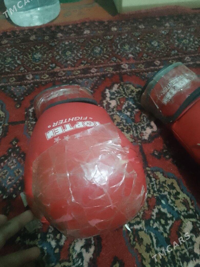 boks pelcatka - Балканабат - img 2