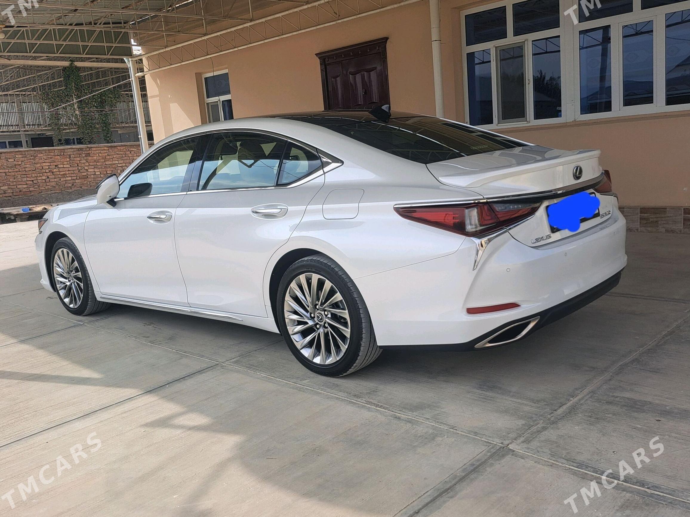 Lexus ES 350 2023 - 920 000 TMT - Bäherden - img 3