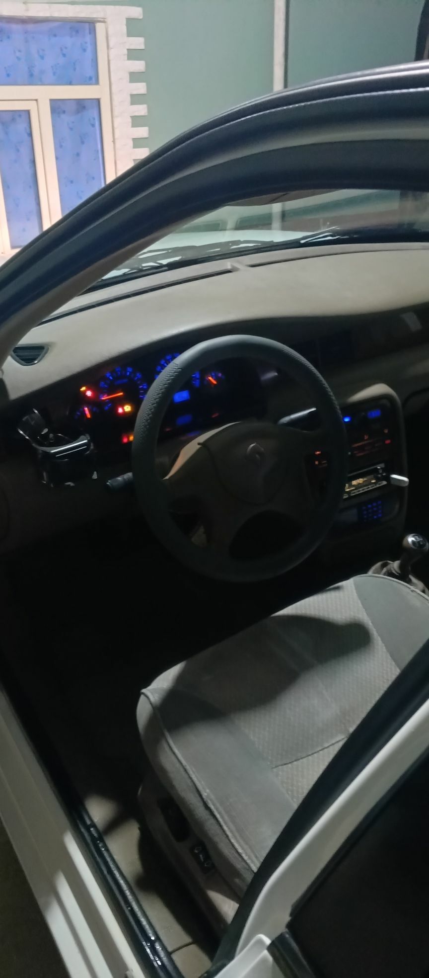 Peugeot 405 2010 - 95 000 TMT - Яшлык - img 6