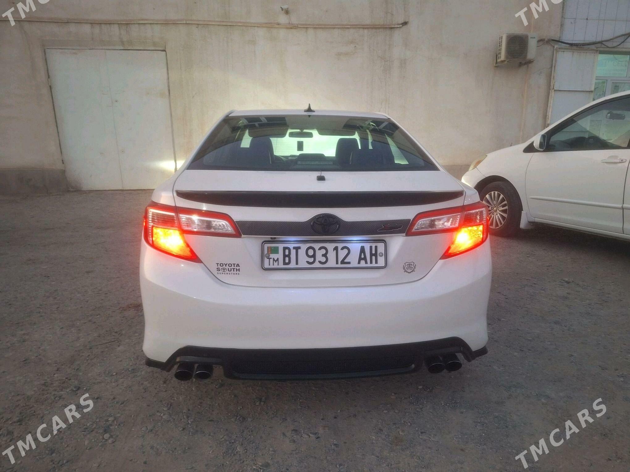 Toyota Camry 2014 - 240 000 TMT - Tejen - img 5