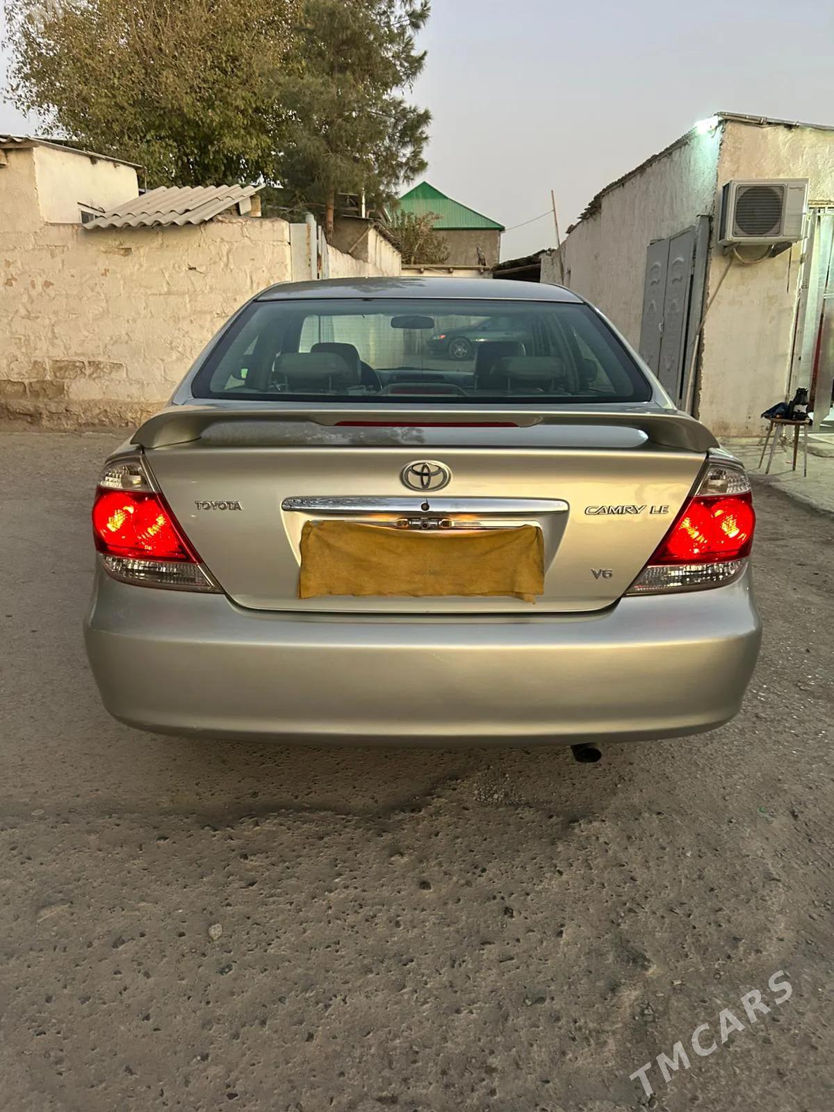 Toyota Camry 2004 - 220 000 TMT - Магданлы - img 5