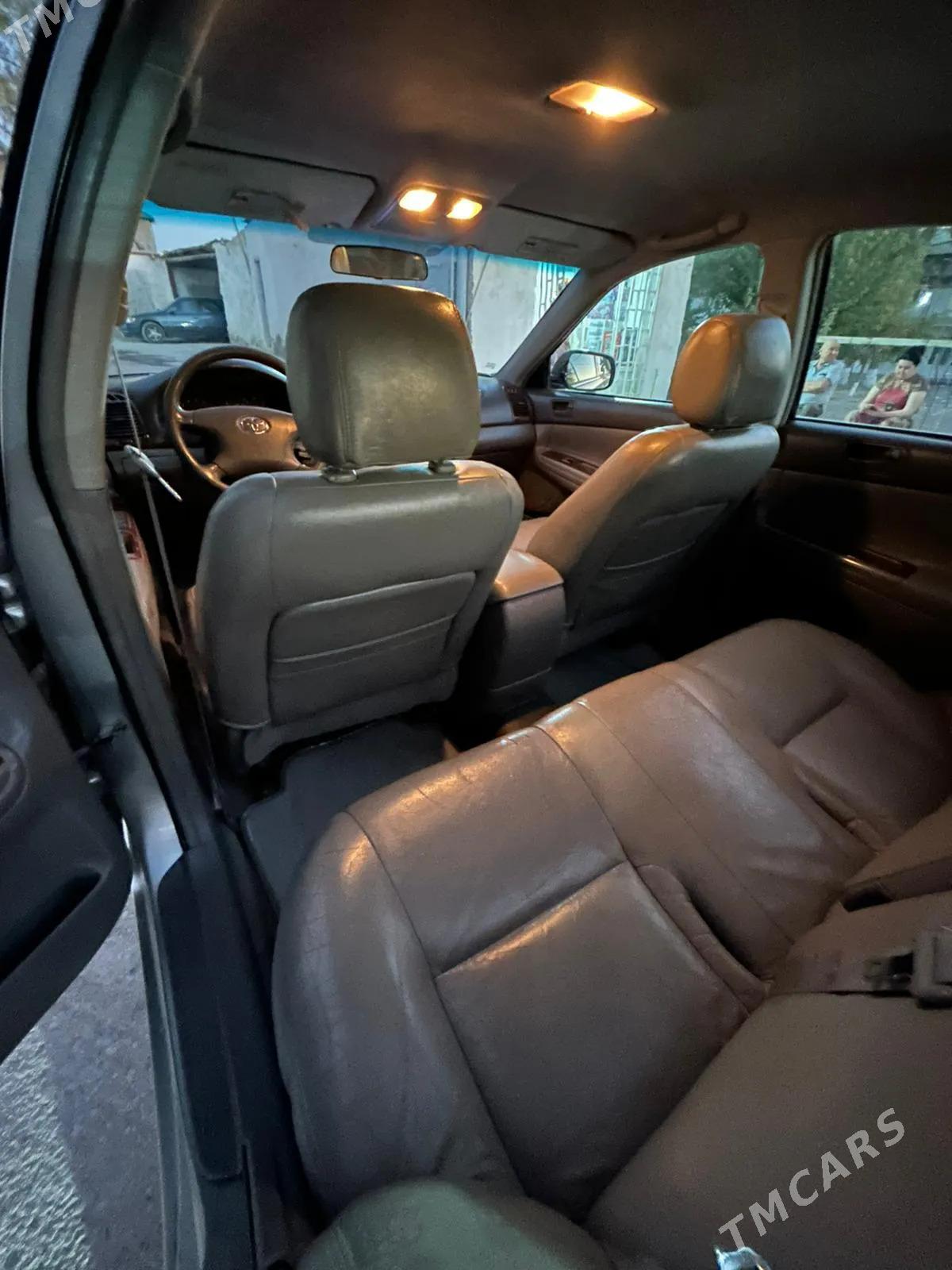 Toyota Camry 2004 - 220 000 TMT - Магданлы - img 6