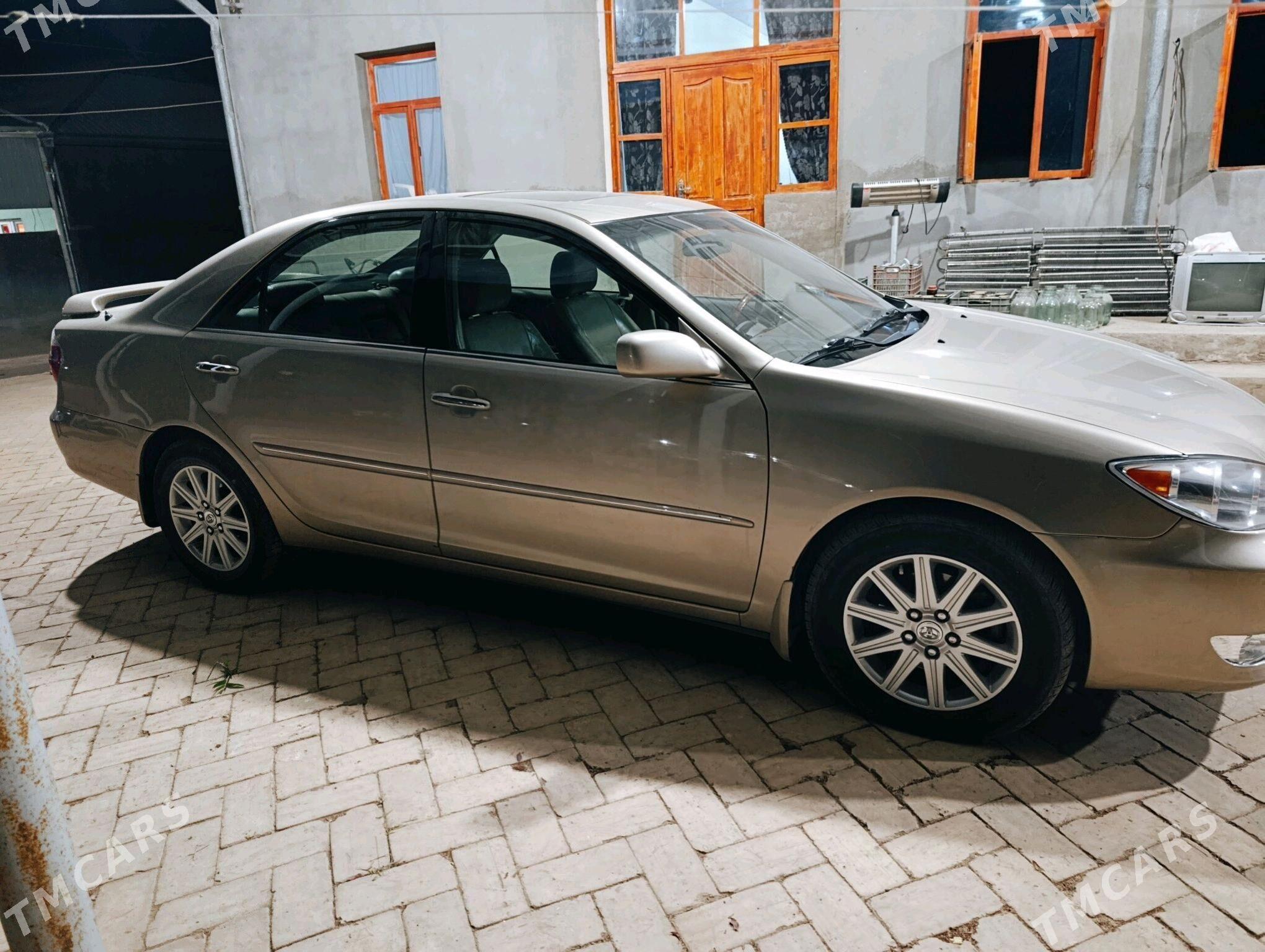 Toyota Camry 2004 - 245 000 TMT - Ёлётен - img 3