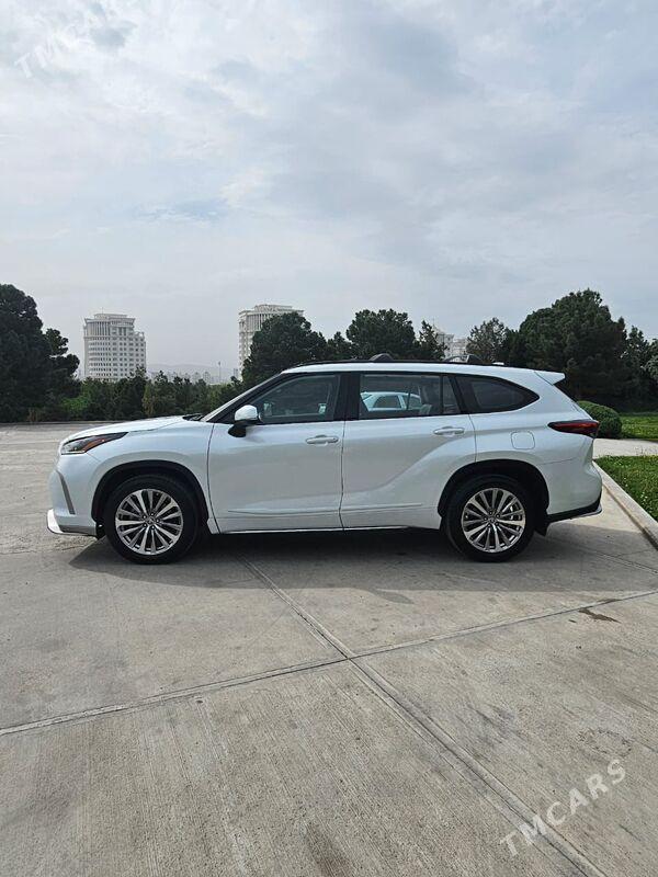 Toyota Highlander 2022 - 520 000 TMT - Aşgabat - img 1