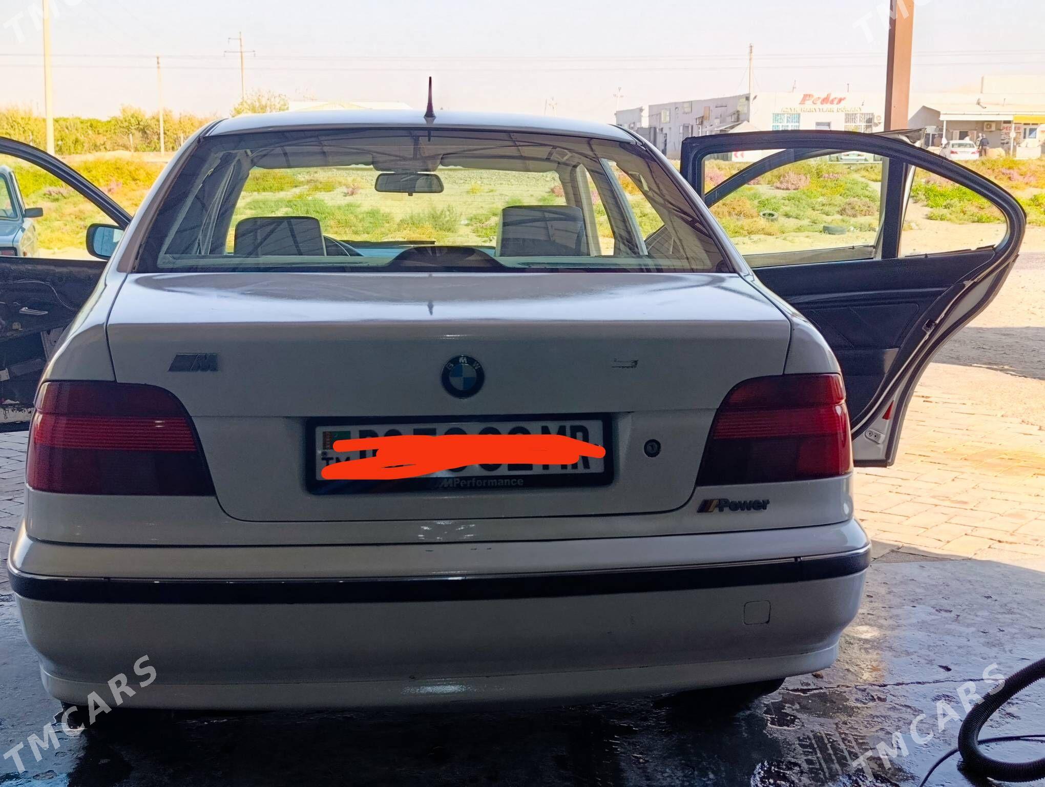 BMW E39 1996 - 80 000 TMT - Байрамали - img 4