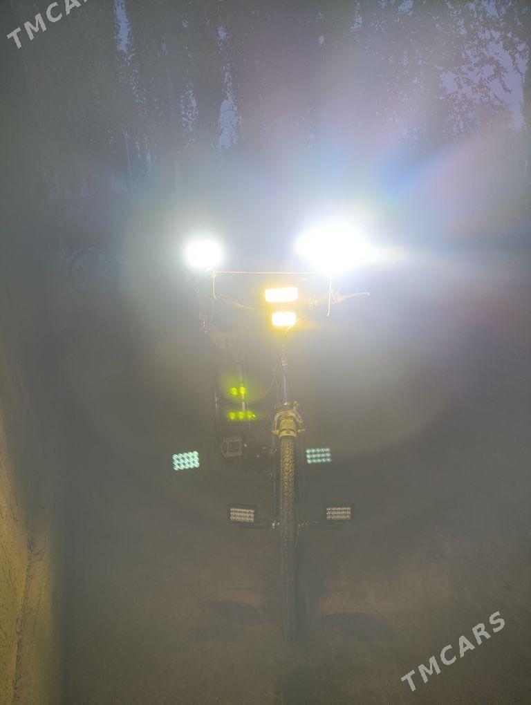 Welsepit - Gurbansoltan Eje - img 4