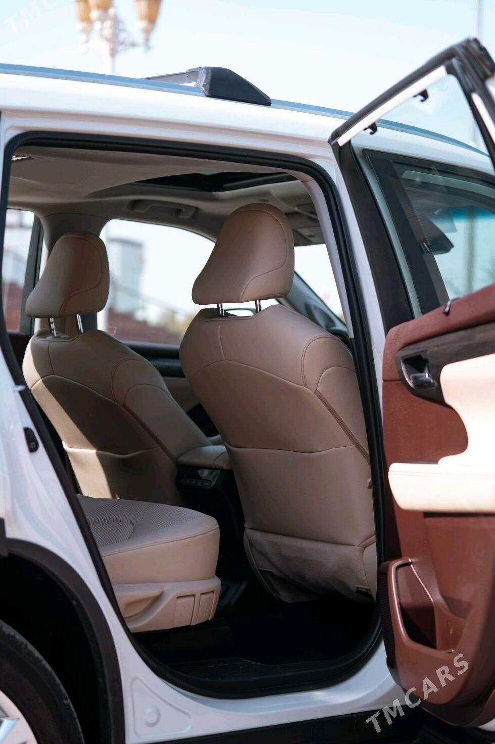 Toyota Highlander 2020 - 610 000 TMT - Мары - img 8