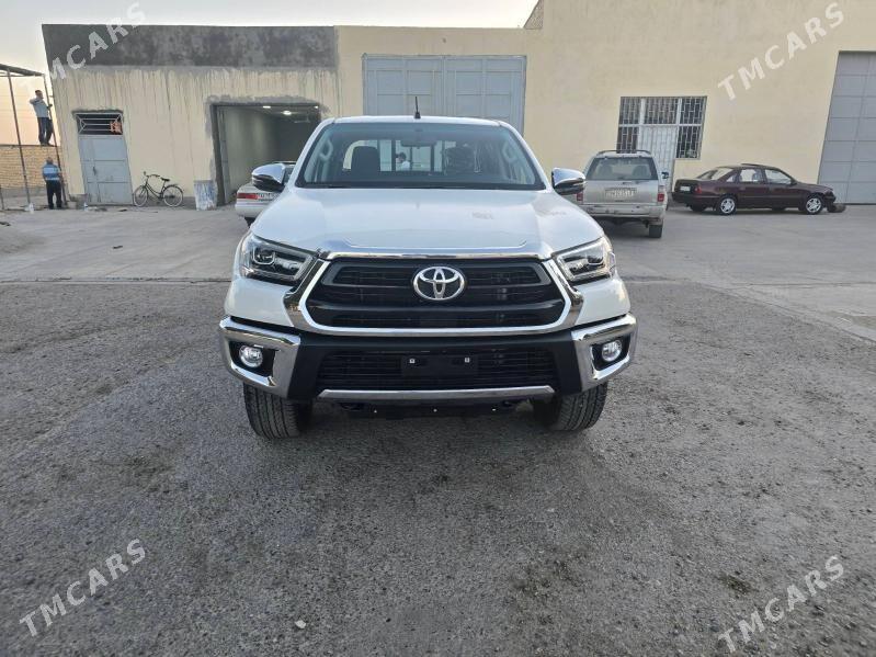 Toyota Hilux 2025 - 725 000 TMT - Ашхабад - img 8