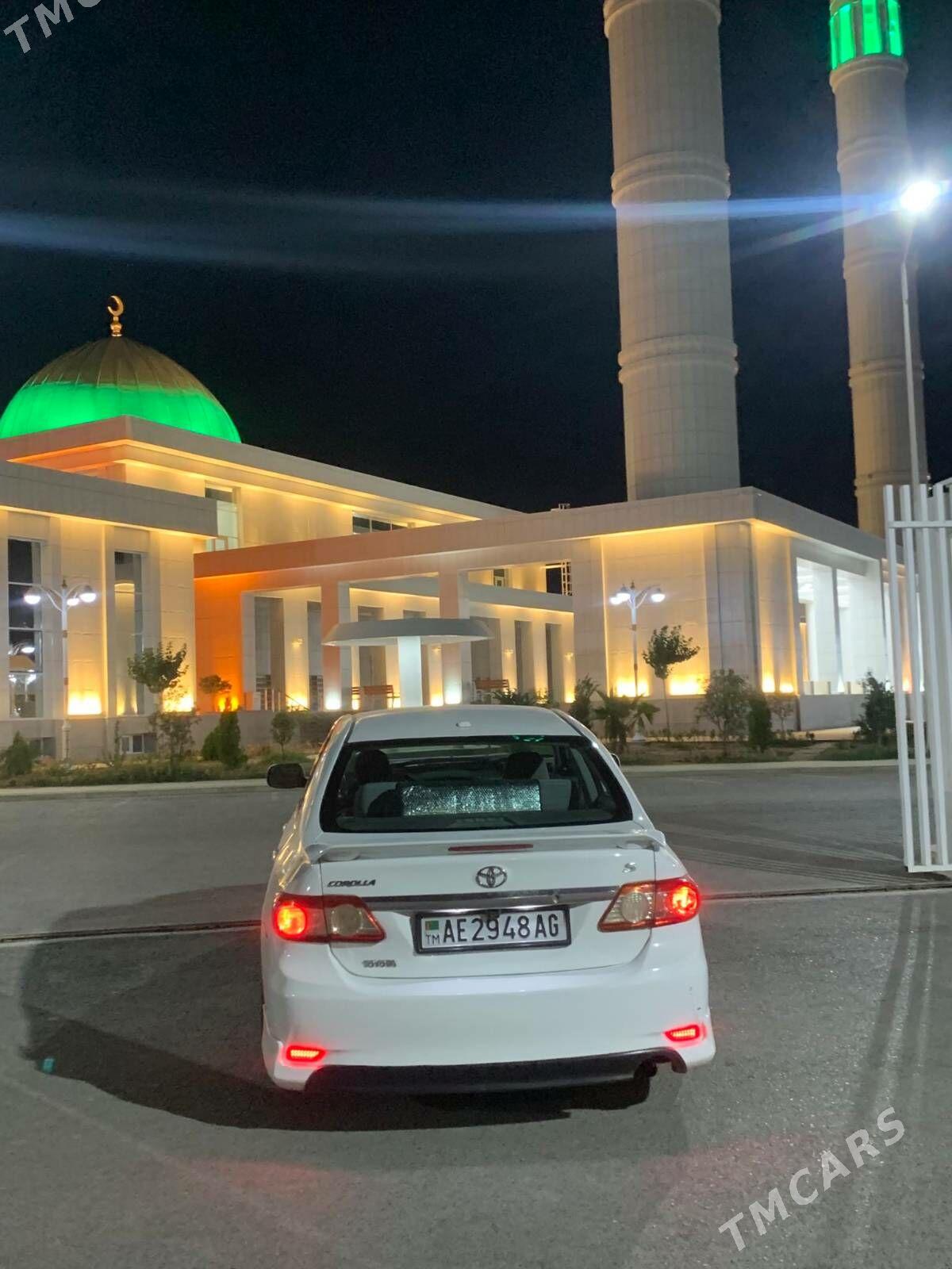 Toyota Corolla 2010 - 170 000 TMT - Ашхабад - img 4