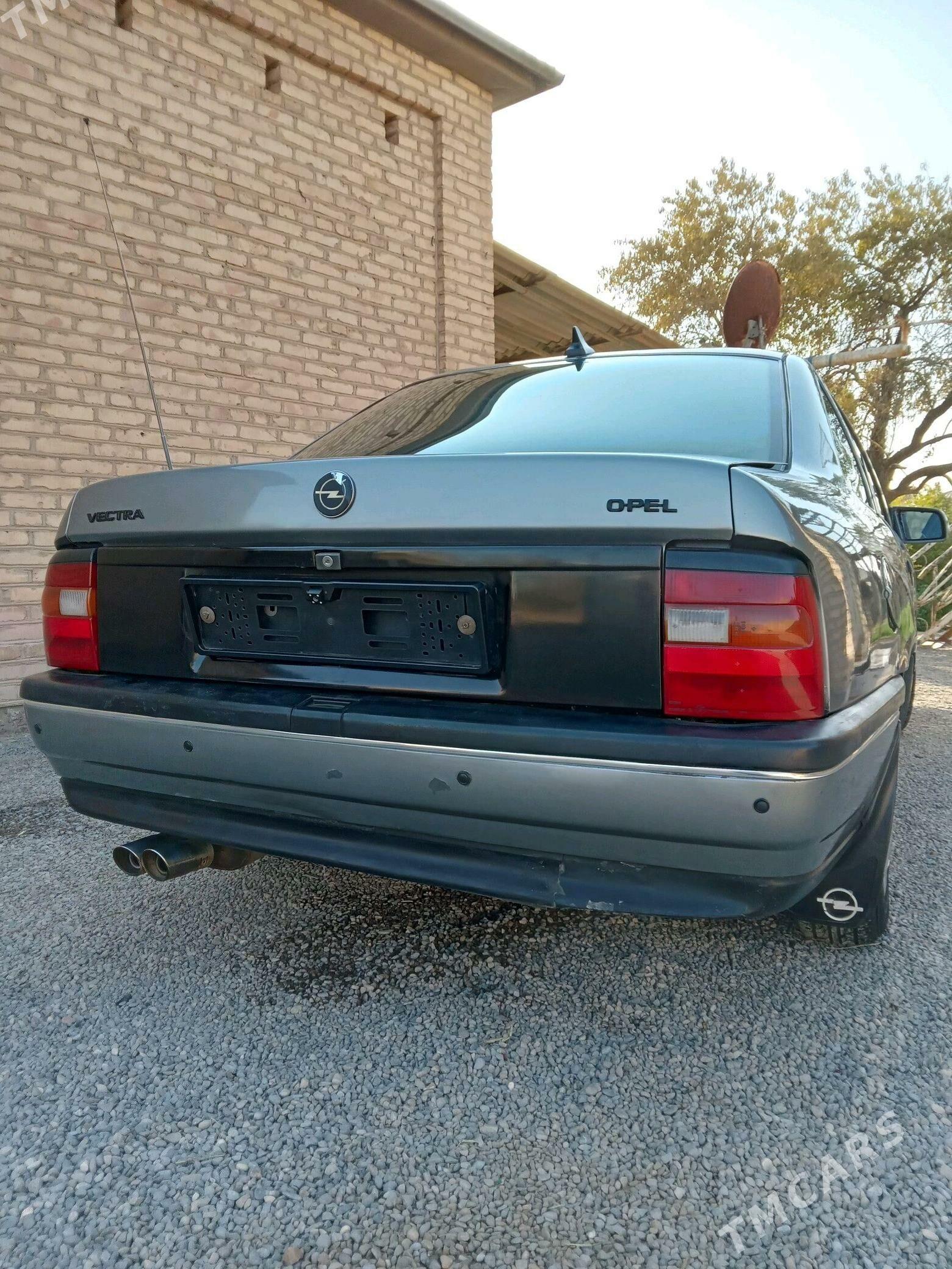 Opel Vectra 1992 - 38 000 TMT - Mary - img 3