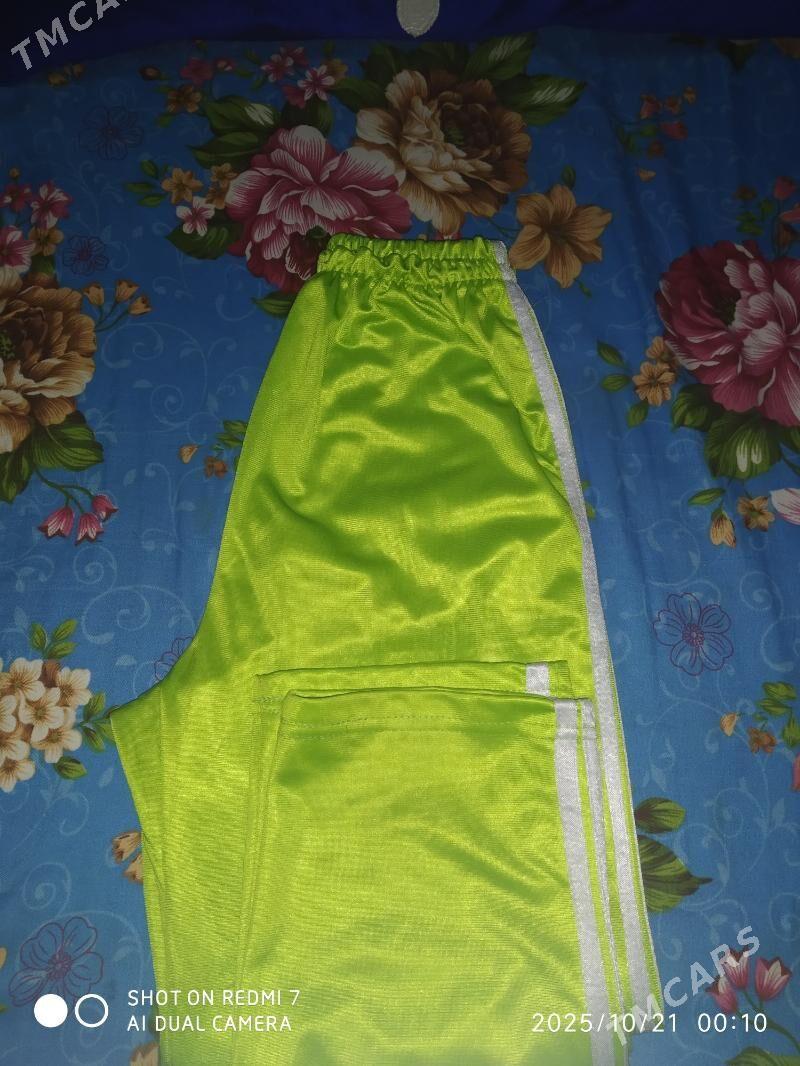 ýaşyl okuw spartifga - Mary - img 1