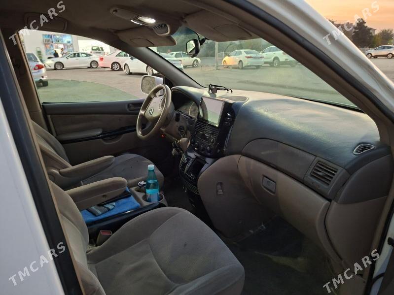 Toyota Sienna 2004 - 210 000 TMT - Garadamak - img 3