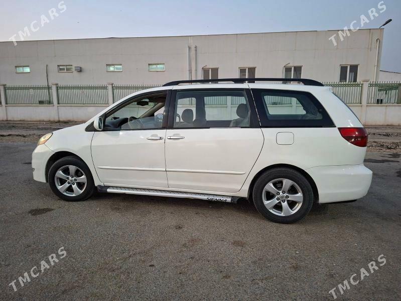 Toyota Sienna 2004 - 210 000 TMT - Garadamak - img 6