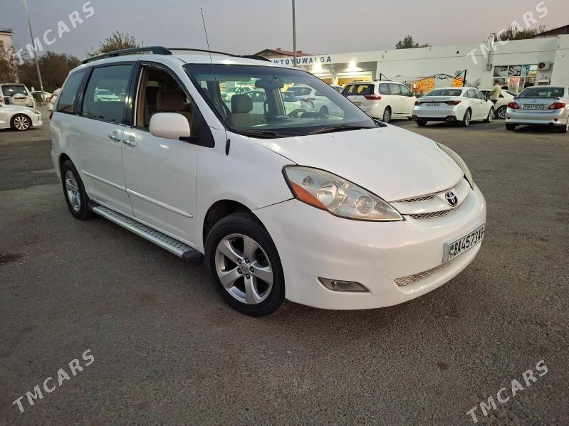 Toyota Sienna 2004 - 210 000 TMT - Garadamak - img 1
