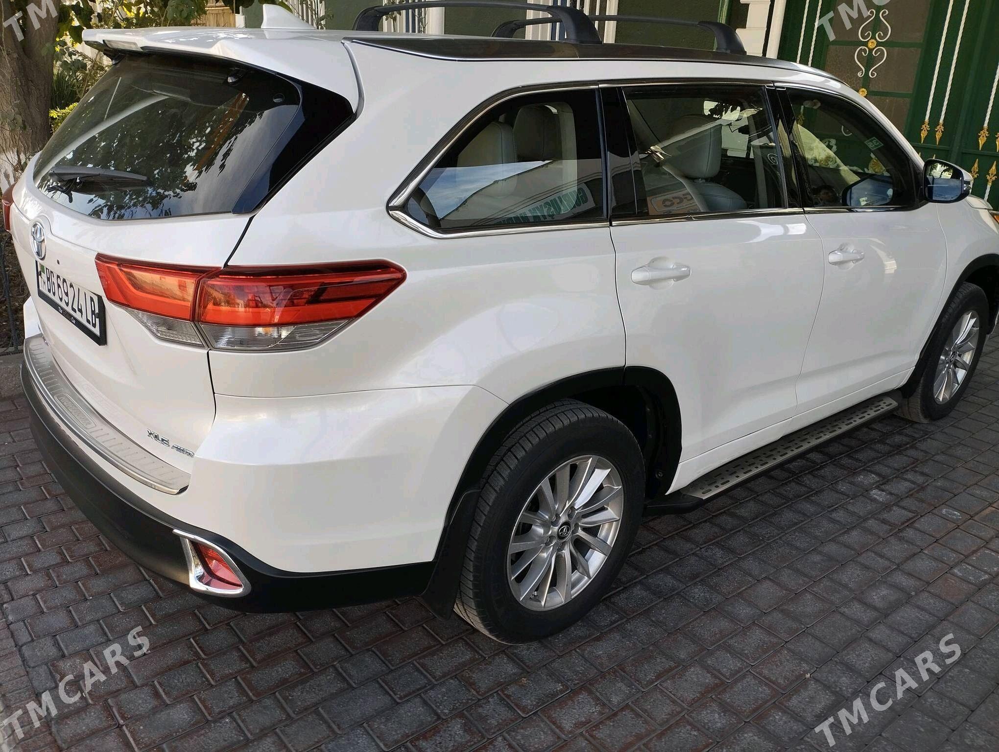 Toyota Highlander 2017 - 520 000 TMT - Türkmenabat - img 1