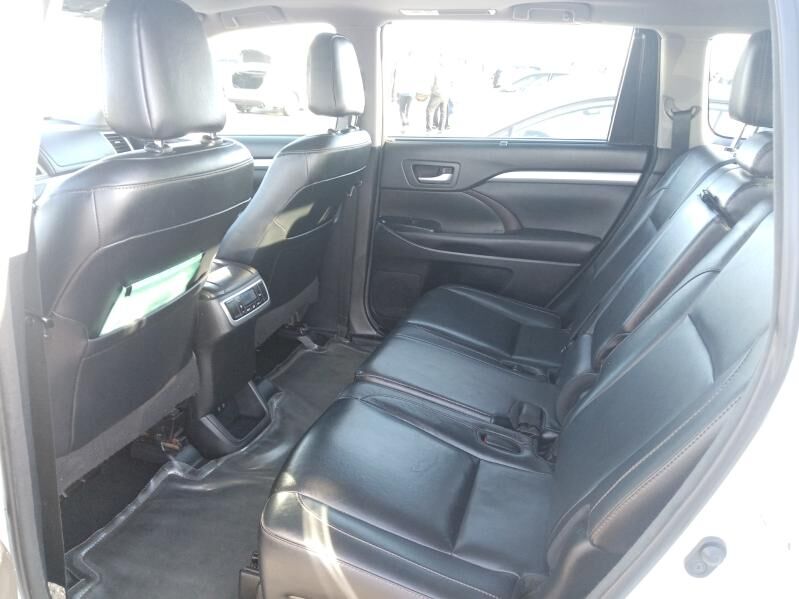 Toyota Highlander 2018 - 480 000 TMT - Сакар - img 7