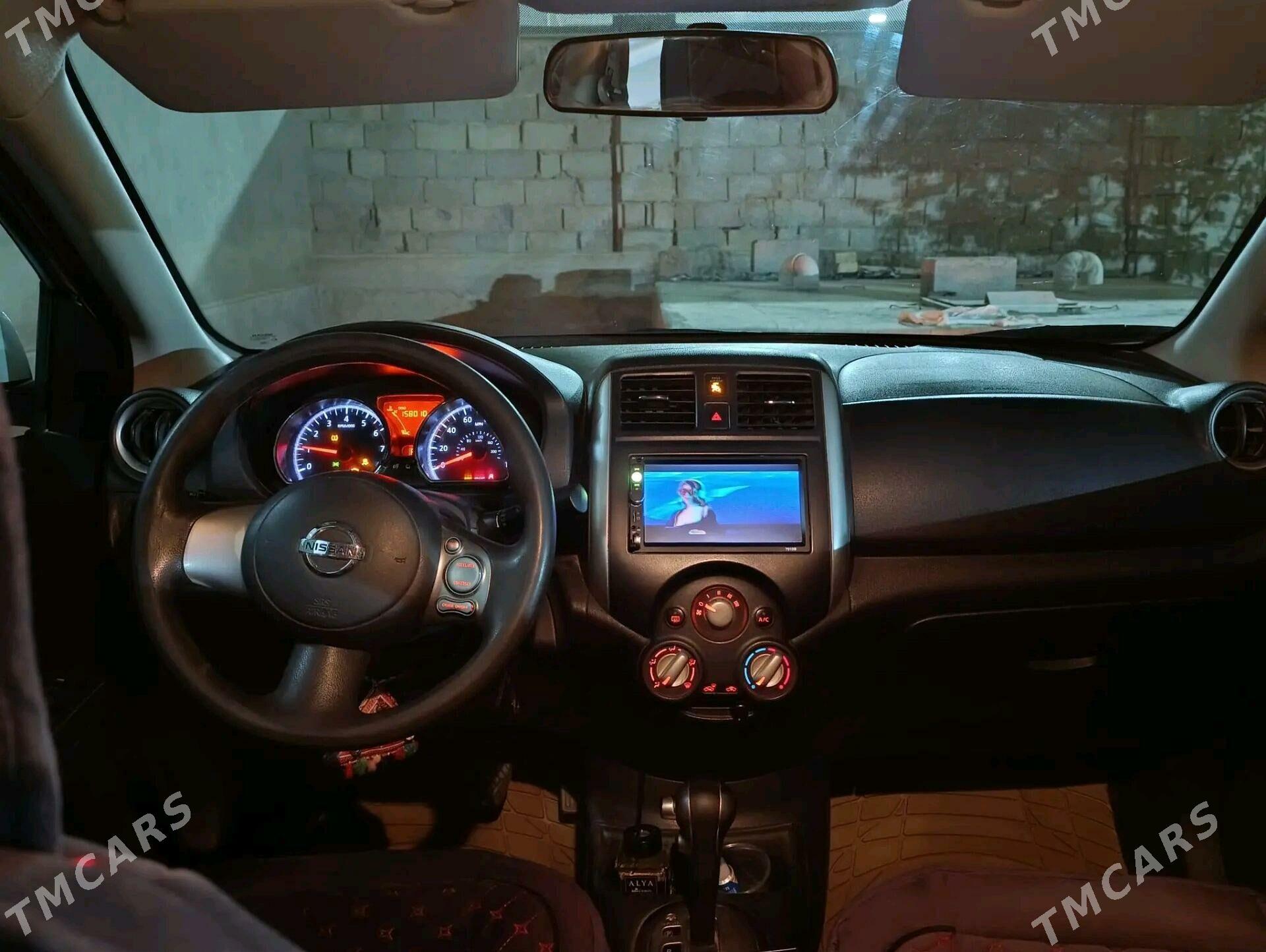 Nissan Versa 2013 - 122 000 TMT - Балканабат - img 8