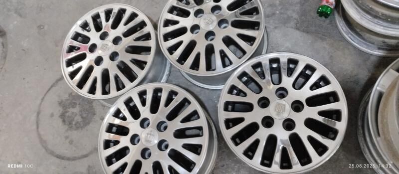 crown r15 5 000 TMT - Türkmenabat - img 3