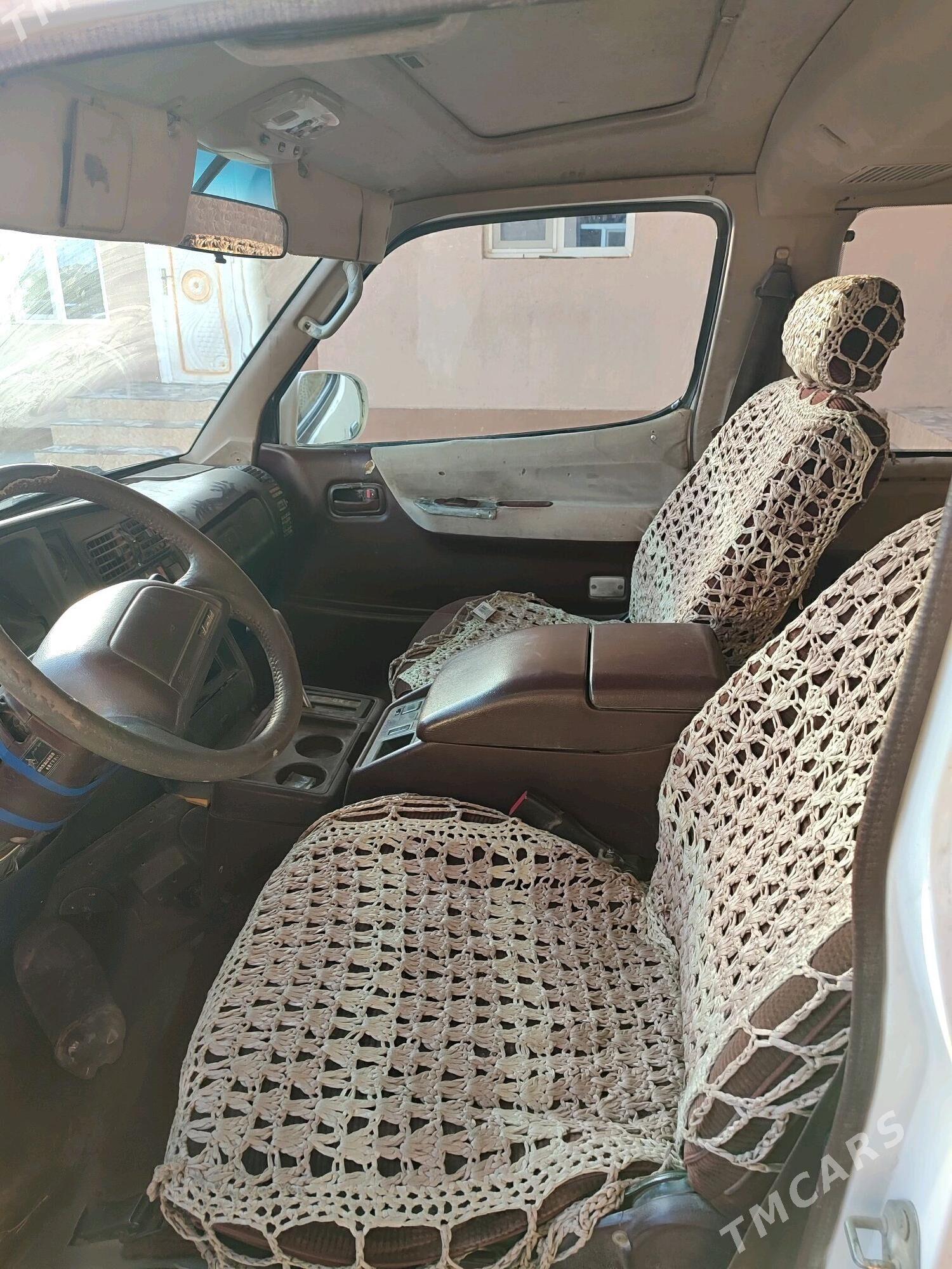 Toyota Hiace 1993 - 72 000 TMT - Mary - img 6