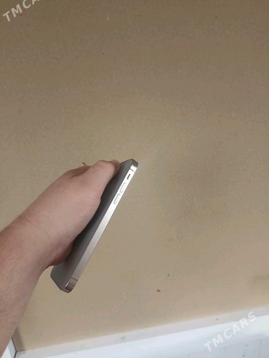 iphone - Балканабат - img 1