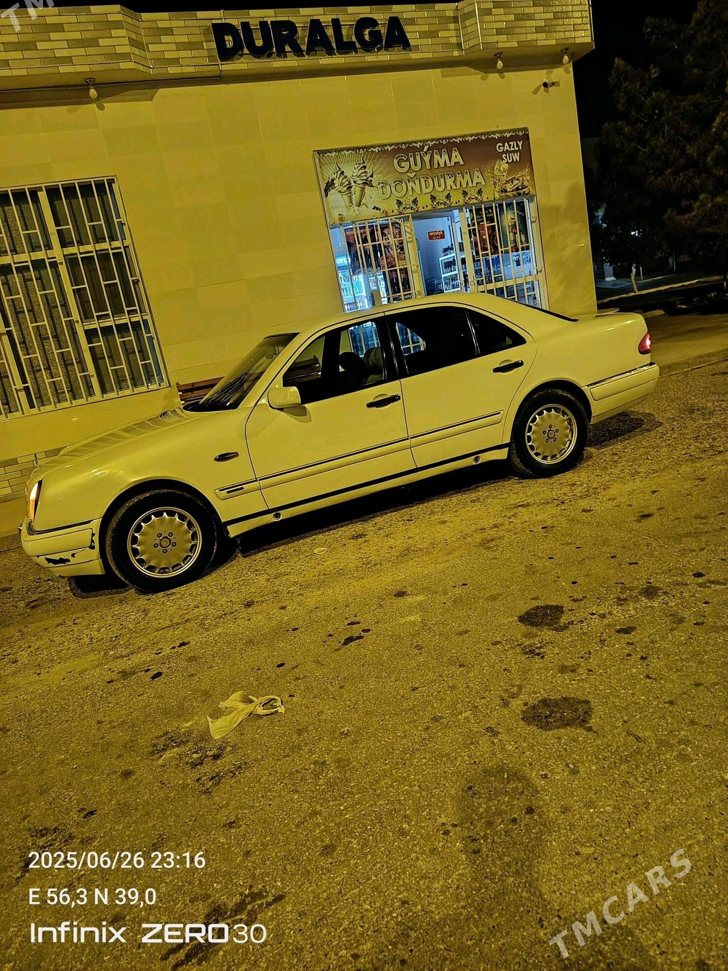 Mercedes-Benz 230E 1997 - 70 000 TMT - Гызыларбат - img 3