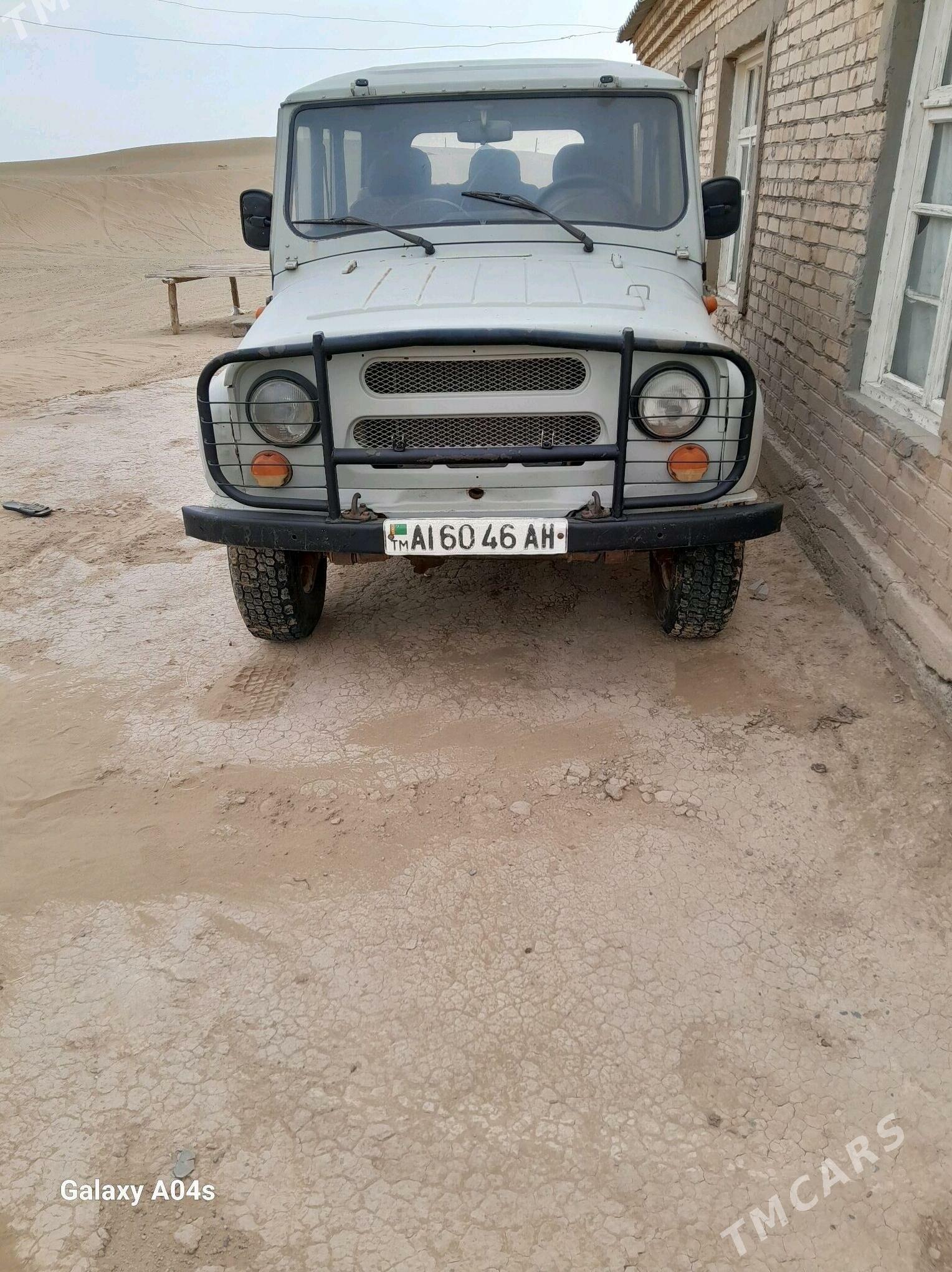 UAZ Profi 2002 - 25 000 TMT - Ак-Бугдайский этрап - img 5