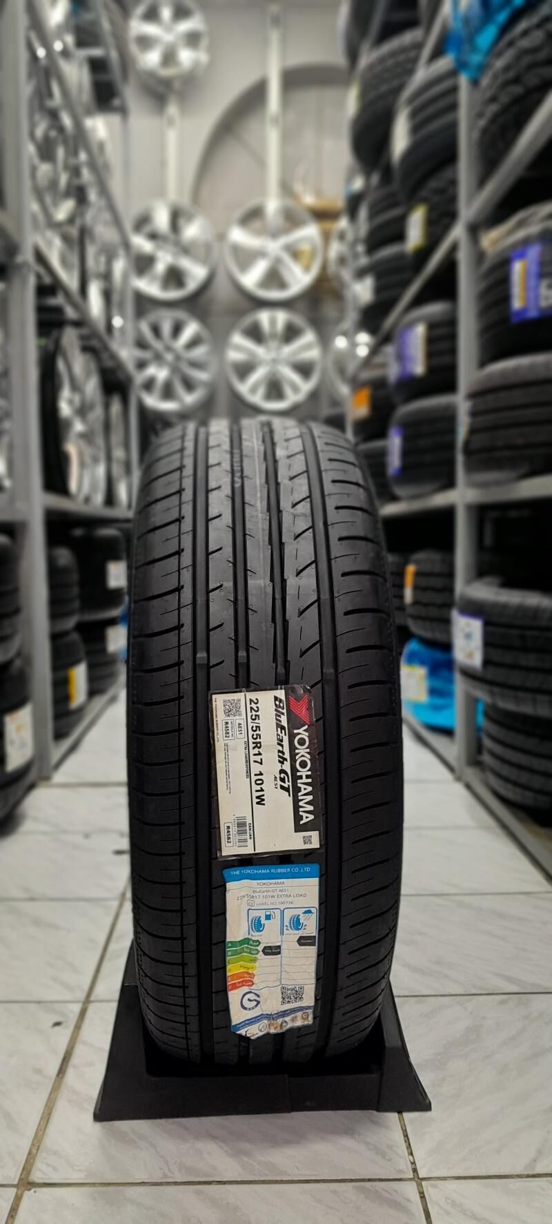 YOKOHAMA 25YYL 2255517 1ST 1 800 TMT - Howdan "W" - img 1