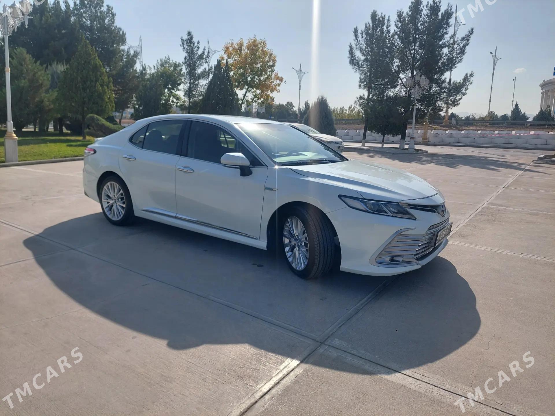 Toyota Camry 2019 - 235 000 TMT - Ашхабад - img 2