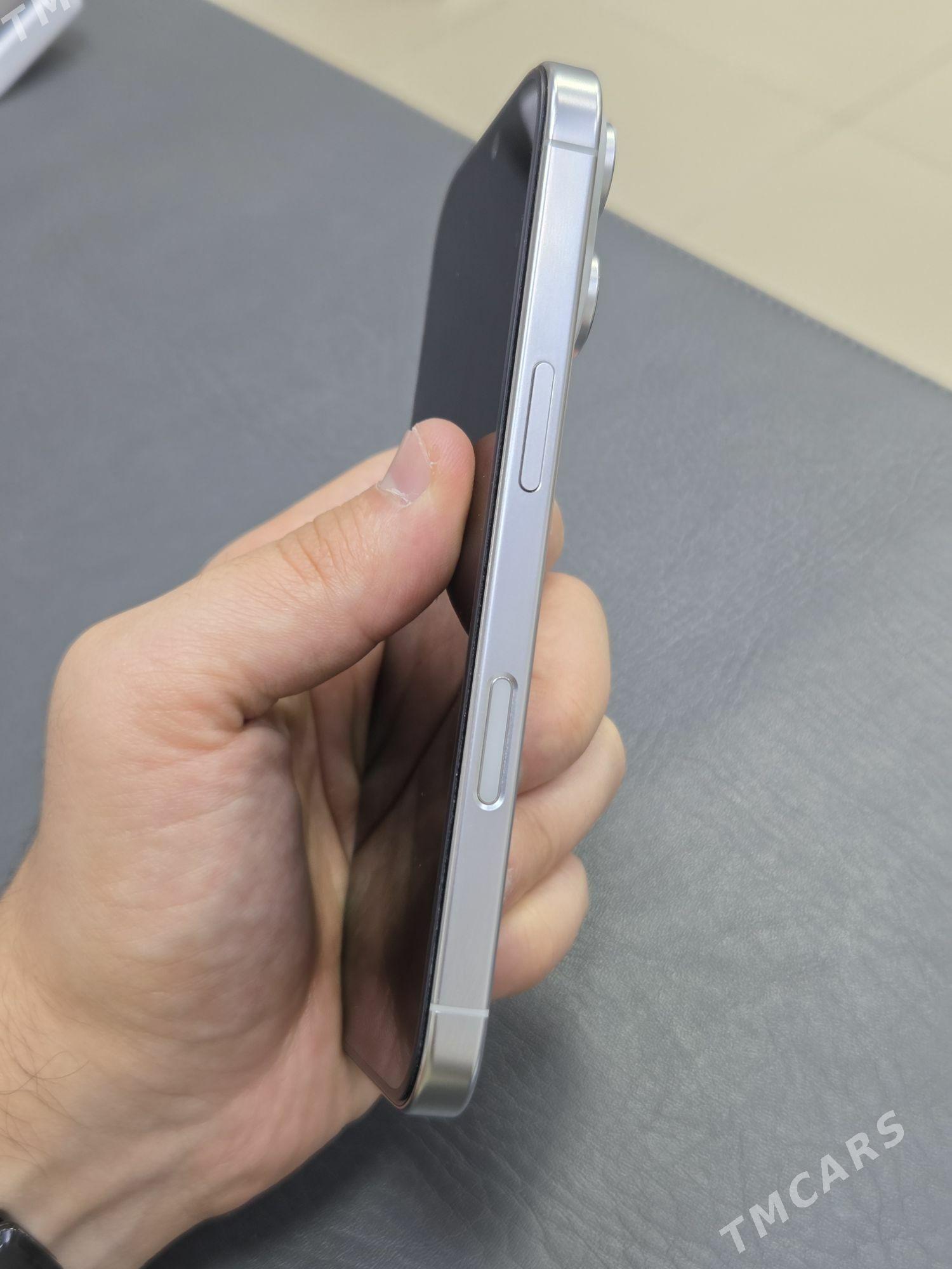 16 pro 128gb - Garaşsyzlygyň 15 ýyllygy Söwda Merkezi - img 2