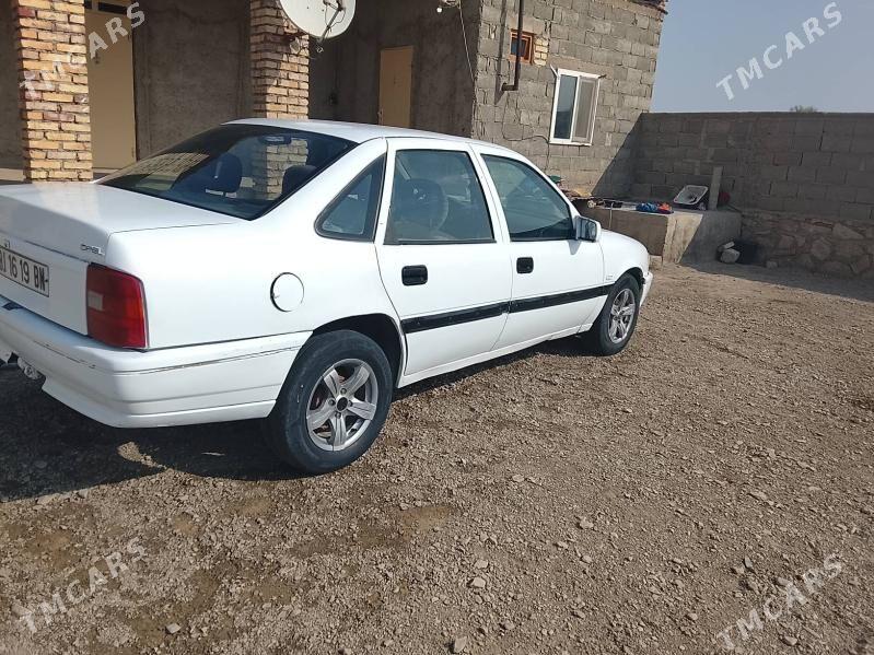 Opel Vectra 1992 - 26 000 TMT - Берекет - img 3