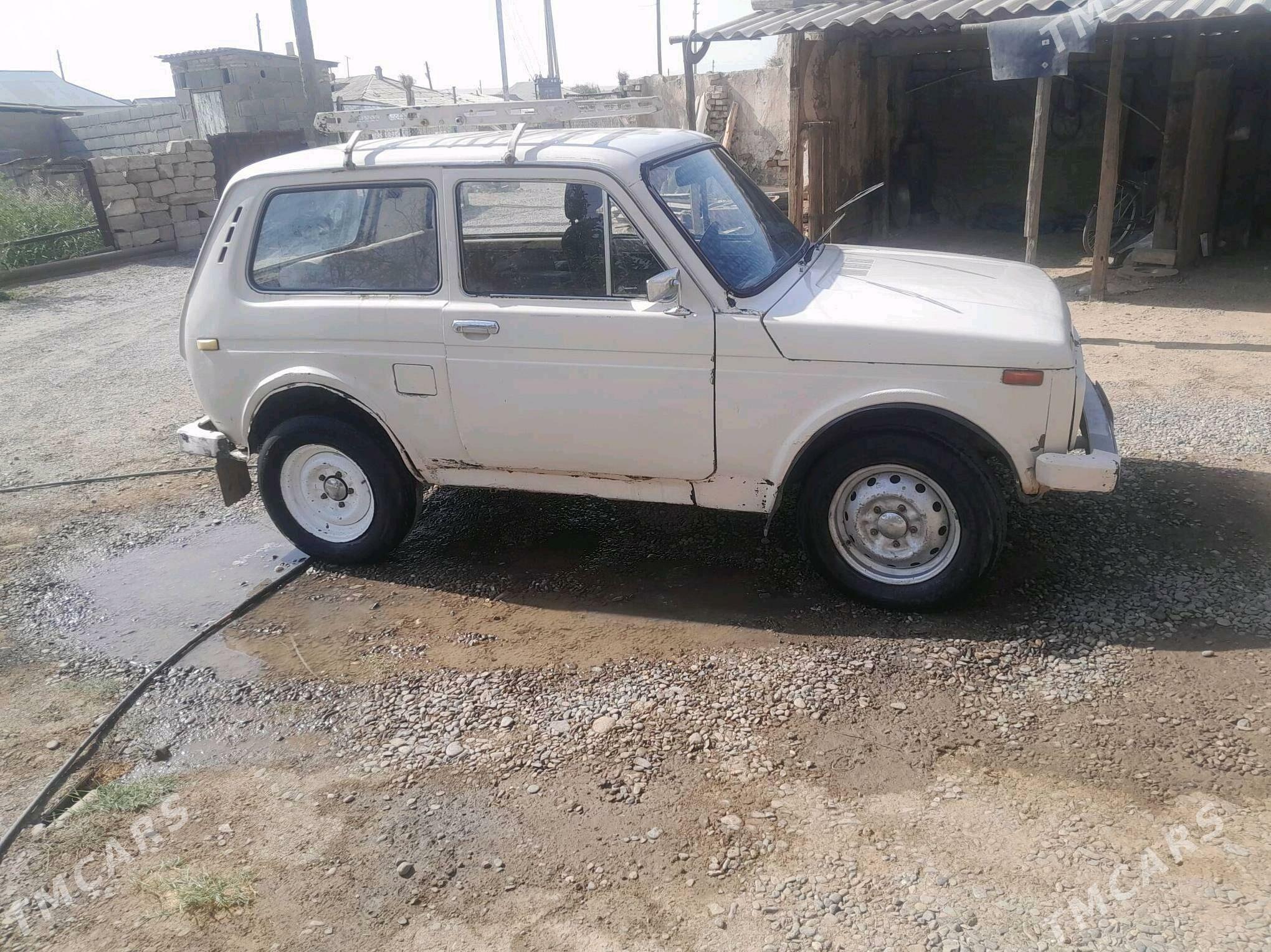 Lada Niva 1988 - 14 000 TMT - Серхетабат (Кушка) - img 2