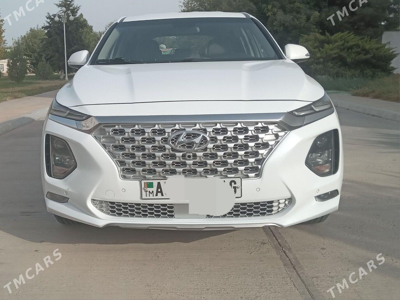 Hyundai Santa Fe 2018 - 370 000 TMT - Ашхабад - img 1