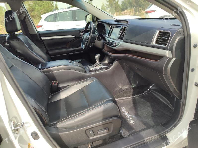 Toyota Highlander 2017 - 480 000 TMT - Мары - img 8