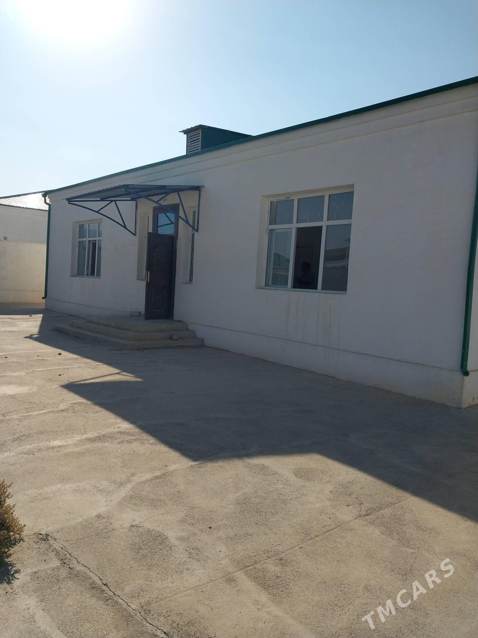 Elitke jaÿ Bãherden - Bäherden - img 1