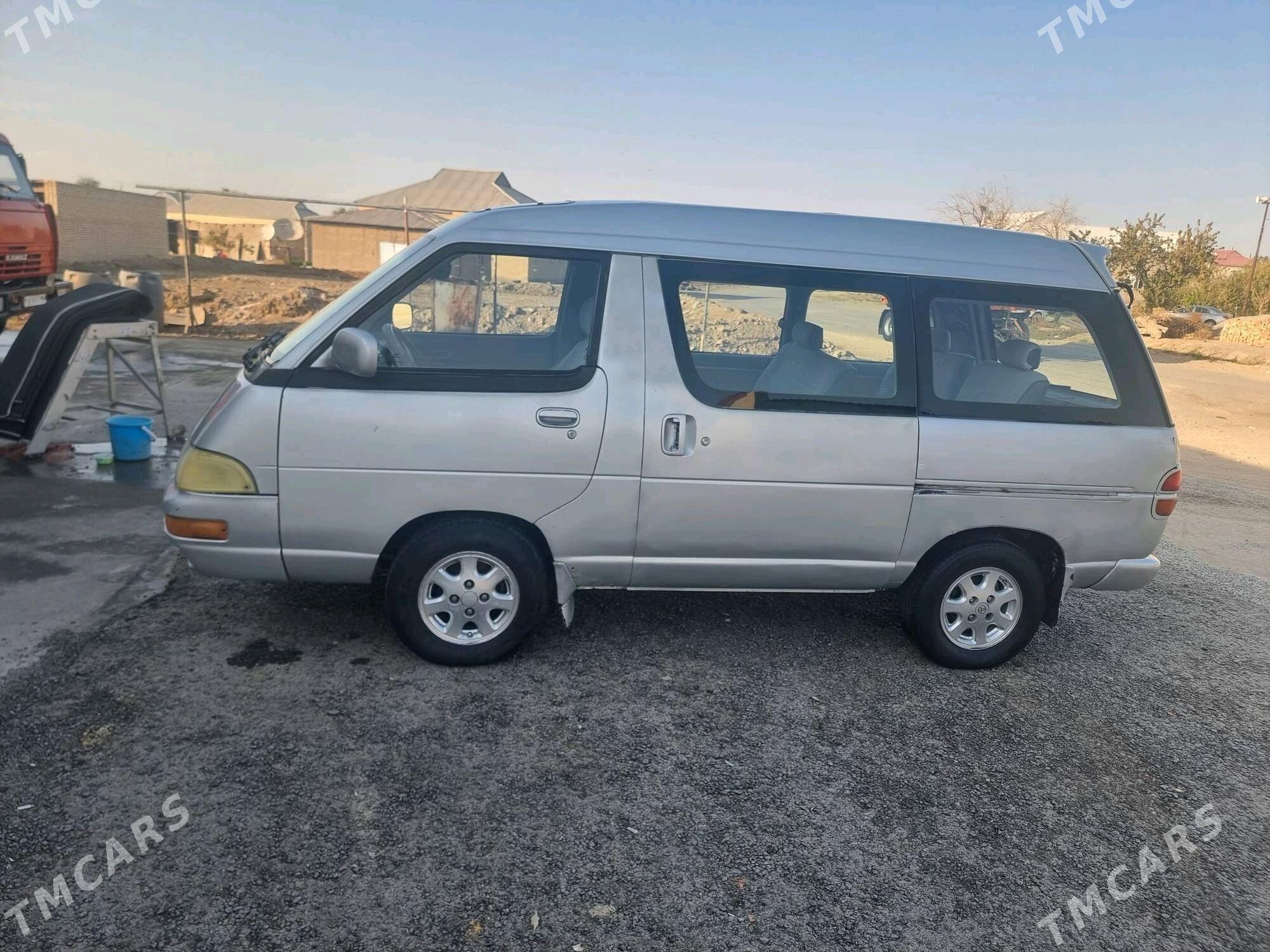 Toyota Town Ace 1992 - 42 000 TMT - Mary - img 2